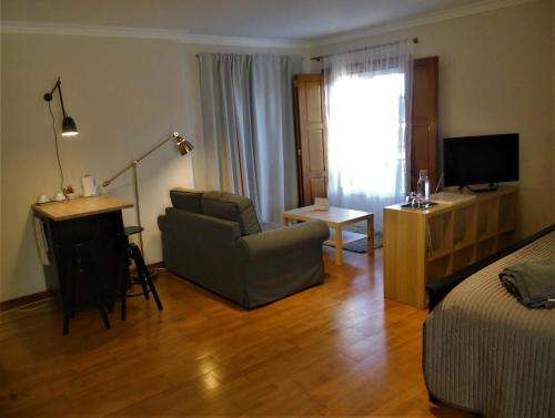 www.galopretosintraguesthouse.com