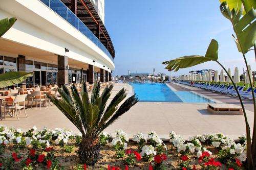 www.kahyahotels.com