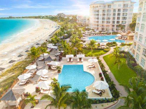www.sevenstarsgracebay.com