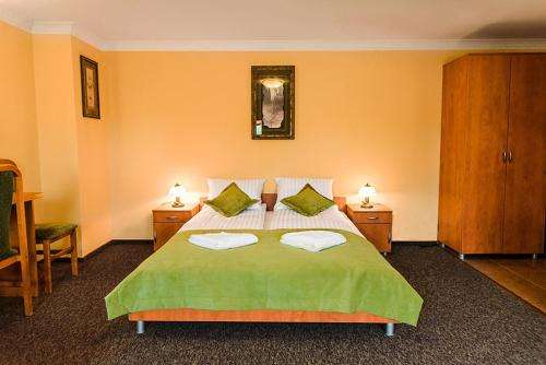 www.arkadiamotel.pl