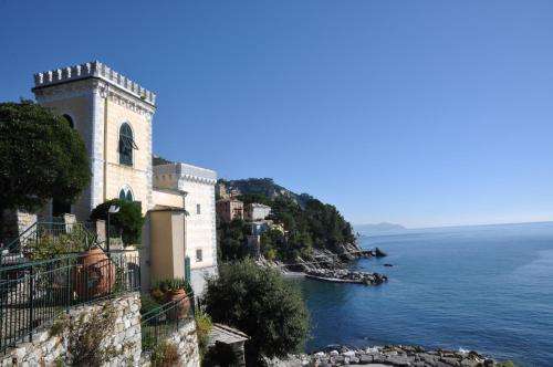 www.castellocanevaro.com