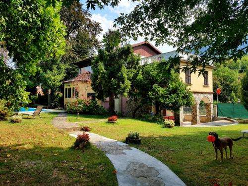 www.villacesarina.it