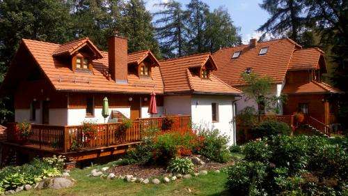 www.domnatury.karpacz.pl