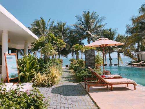 www.villaariamuine.com