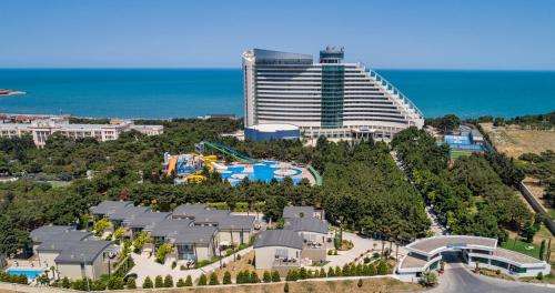 www.bilgahbeachhotel.com