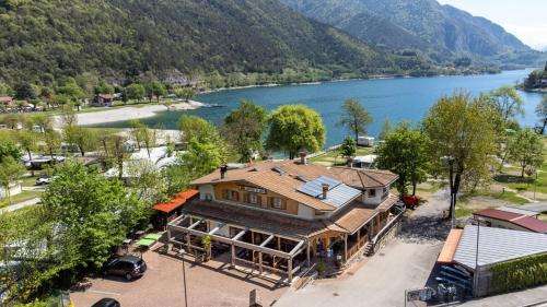 www.camping-al-lago.it