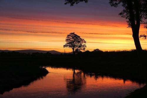 www.thecartfordinn.co.uk