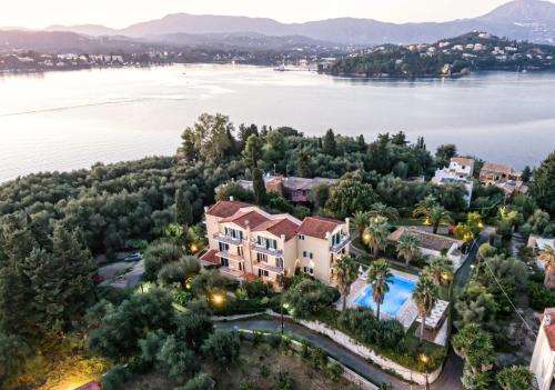 www.villaeftichia.com