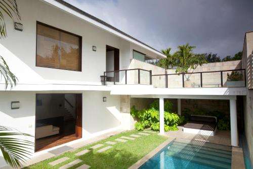 www.theserai.in