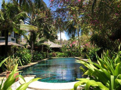 www.fullmoonbeach.com.vn
