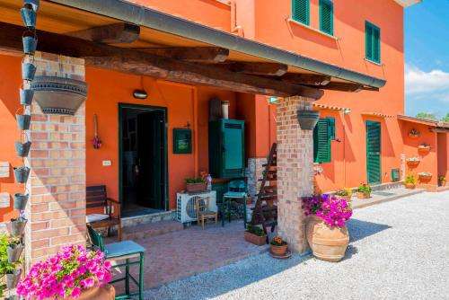 www.lalocandacountryhouse.it