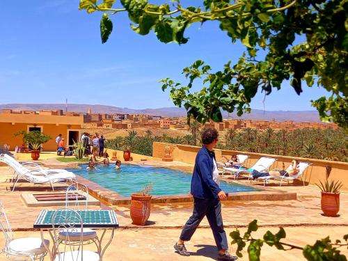 www.kasbah-nkob.com