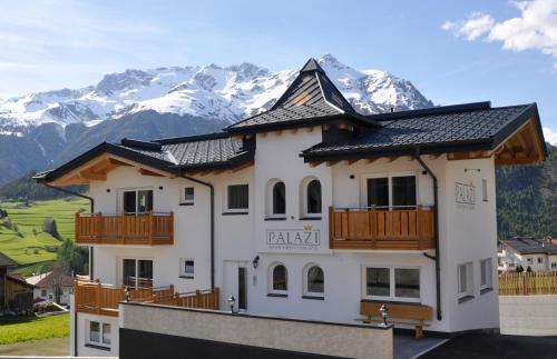 www.palazi.at