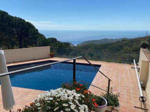 www.holidaycostabrava.com
