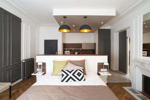 www.lesclesdu27paris.com
