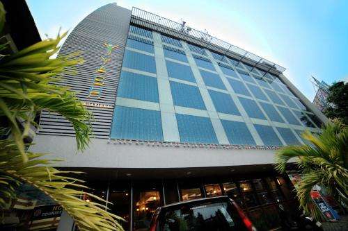 www.yashinternationalhotel.com