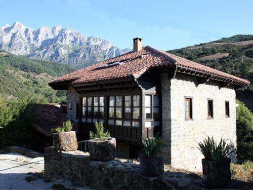 www.valdebaro.es