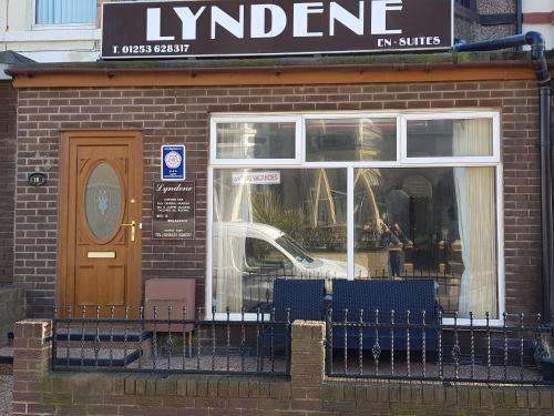 www.lyndeneblackpool.co.uk