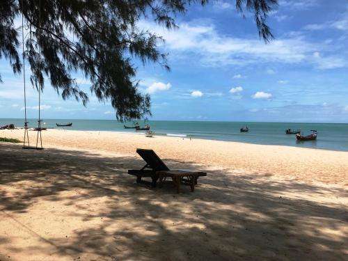 www.aothairesort.com