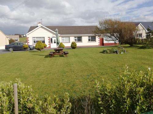 www.slaneyhouselahinch.com