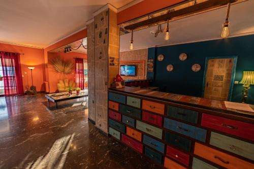www.athinaguesthouse.com