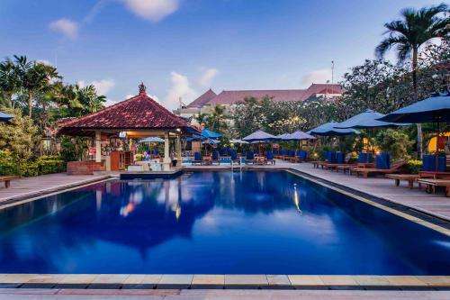 www.kutapuribungalows.com