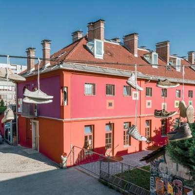 www.hostelcelica.com