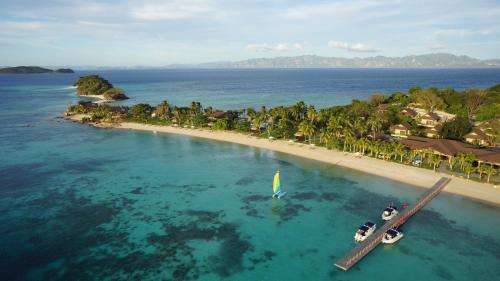 www.twoseasonsresorts.com