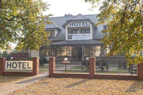 www.hotelprimanova.pl