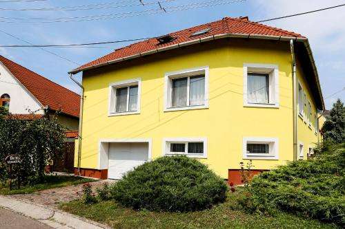 www.eger-burgvendeghaz.hu