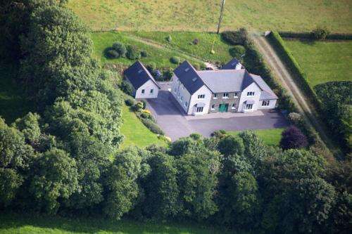 www.pklodgeskibbereen.com