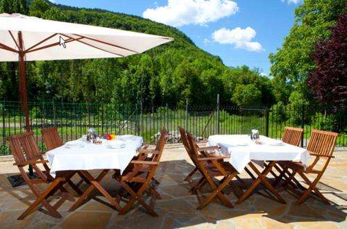 www.apartahotelcastejondesos.com