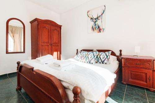 www.mercihotels.com