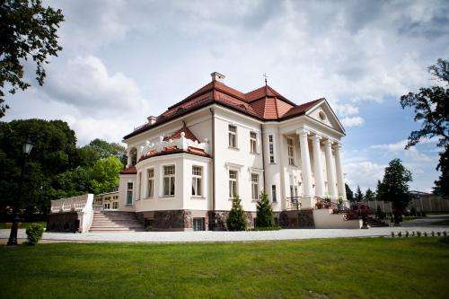 www.palac-tlokinia.pl