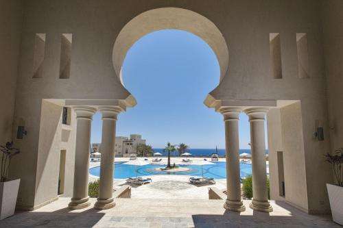 www.azzurra-redsea.com