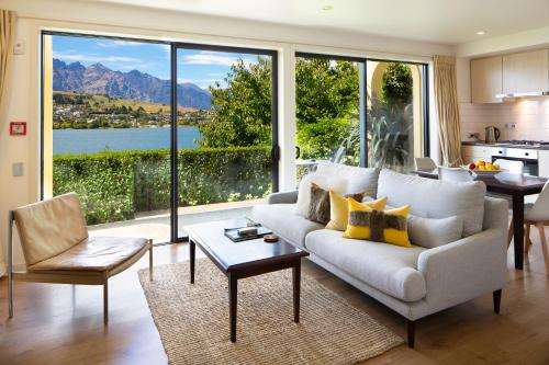 www.villadellago.co.nz