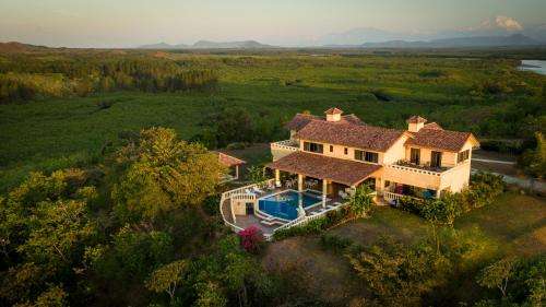 www.elregaloresort.com