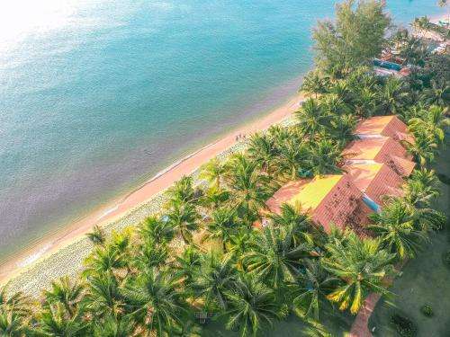 www.famianaresort.com