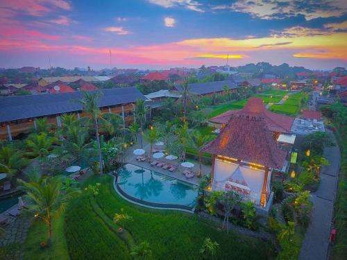 www.alayahotels.com