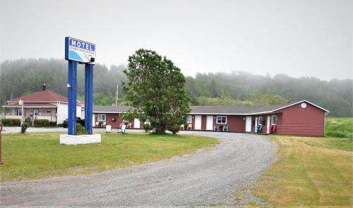 www.motelrivieretroispistoles.com