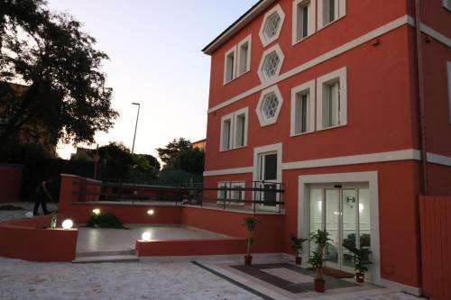 www.palace-rome.com