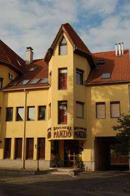 www.bocskaipanzio.hu