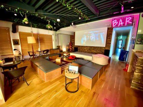 www.dot-hostel.com
