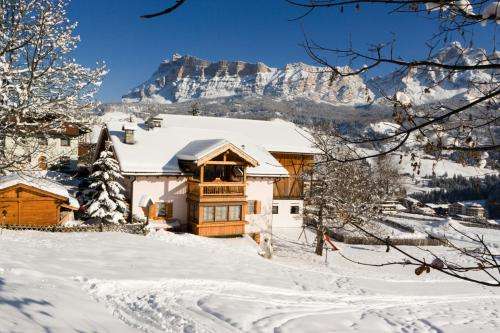 www.loretta-altabadia.com