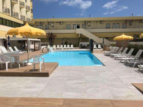 www.hotelmontmartre.it
