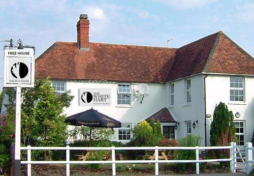 www.saviourwhitehart.co.uk