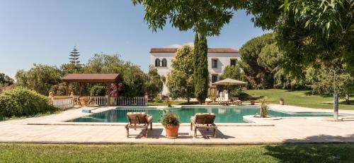 www.haciendalastresninas.com