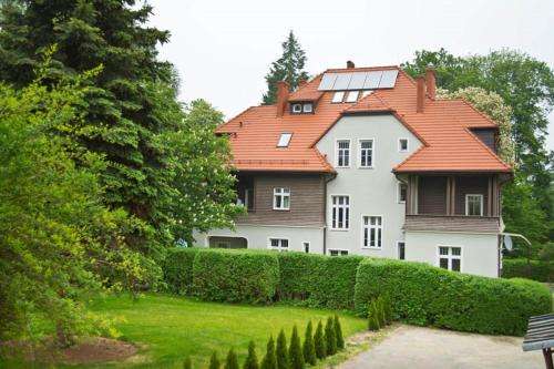 www.villalessing.pl