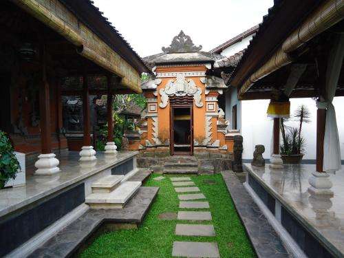 www.puriagungbali.com