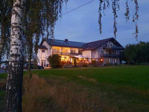 www.chambtalerhof.de